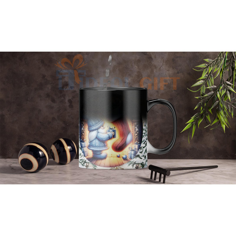 Magický hrnek - vánoční skřítek 8