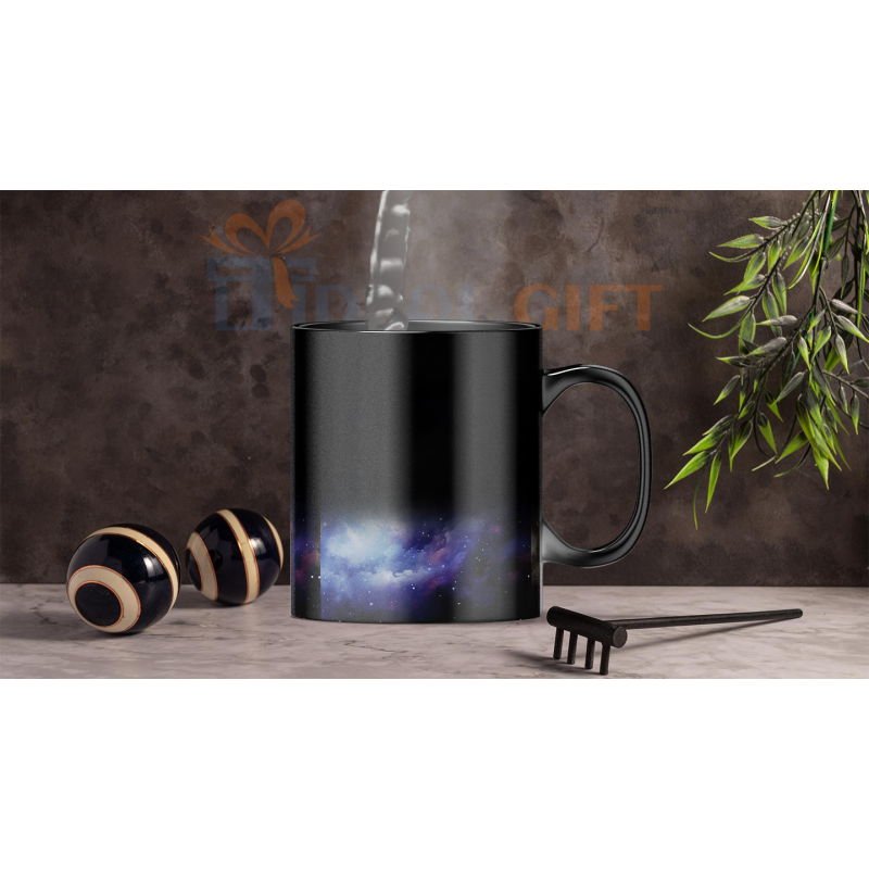 Magický hrnek - pohled do vesmíru 3